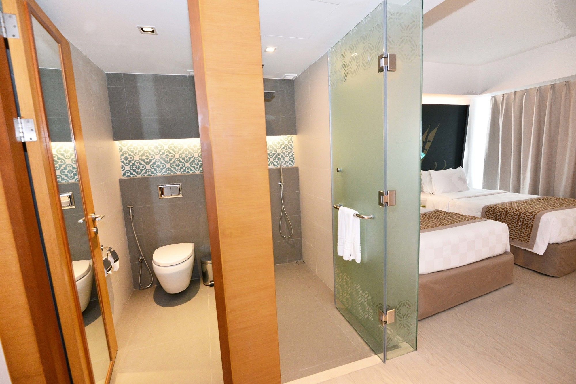 Hue Hotels And Resorts Boracay Managed By Hii Manoc-Manoc Exterior photo